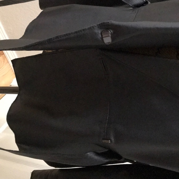 Jacket - Picture 7 of 8